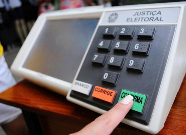 Eleicoes 2020 no Brasil O que acontece se o eleitor nao for votar aquitemtrabalho.com.br